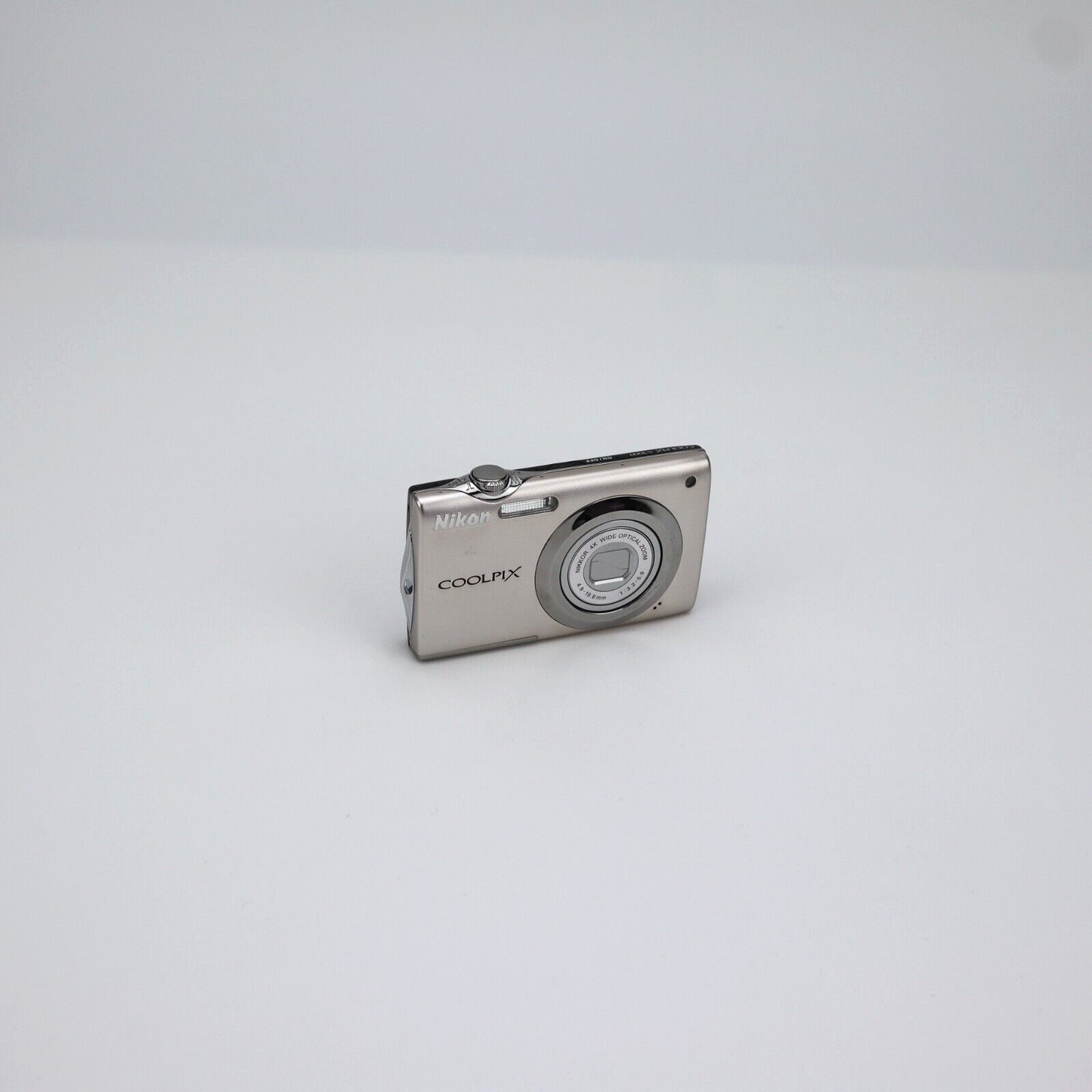 Nikon Coolpix S3000 12MP Digital Camera - FULL KIT - 24HR POST