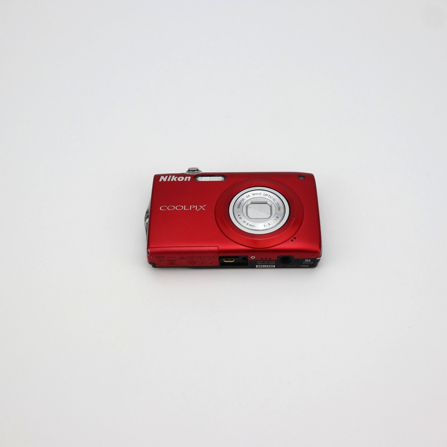 Nikon Coolpix S205 Digital Camera - Good Condition - 24HR POSTAGE