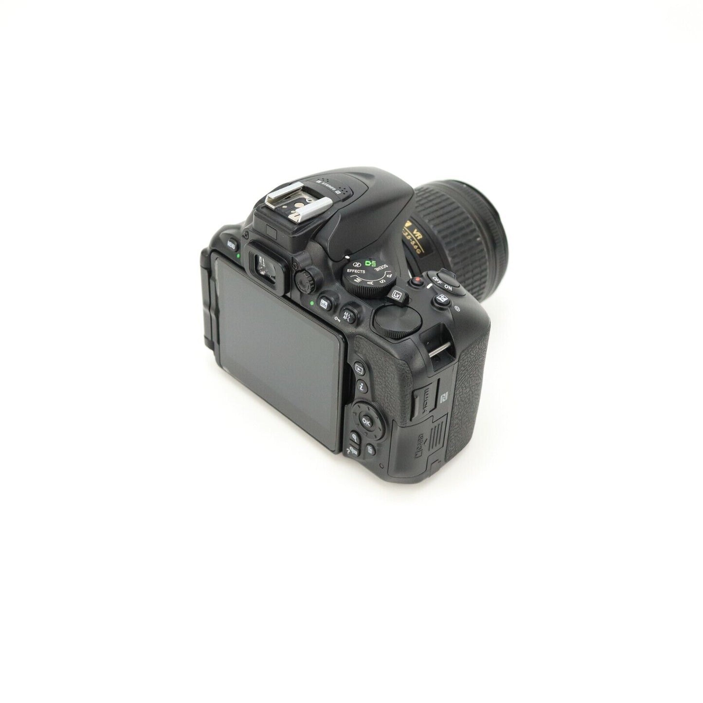 Nikon D5600 Camera with 18-55mm Lens - Good Condition - Low Shutter Count