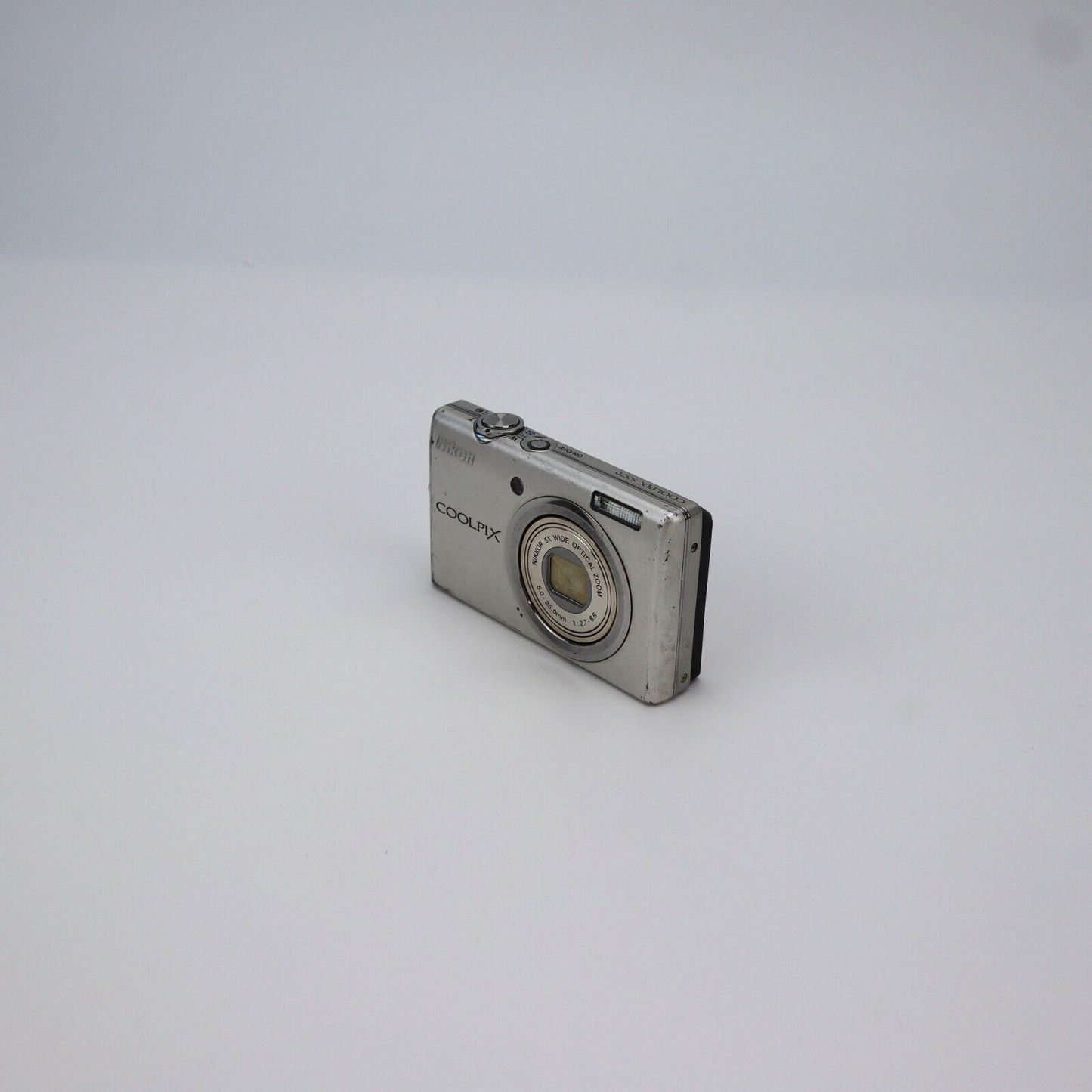 Nikon Coolpix S570 16MP Digital Camera - FULL KIT - 24HR POST