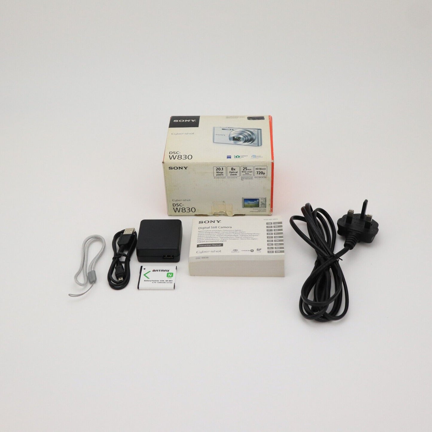 Sony Cyber-shot DSC-W830 20.1MP Digital Camera - NEW - 24HR POST
