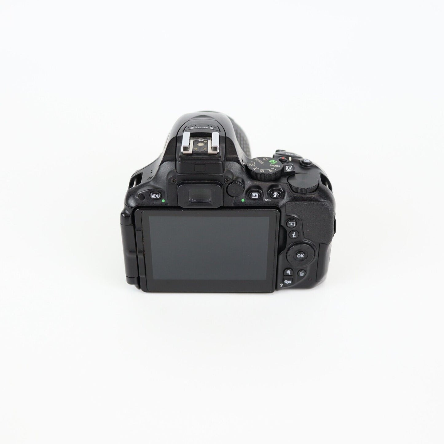 Nikon D5600 Camera with 18-55mm Lens - Good Condition - 24HR POST