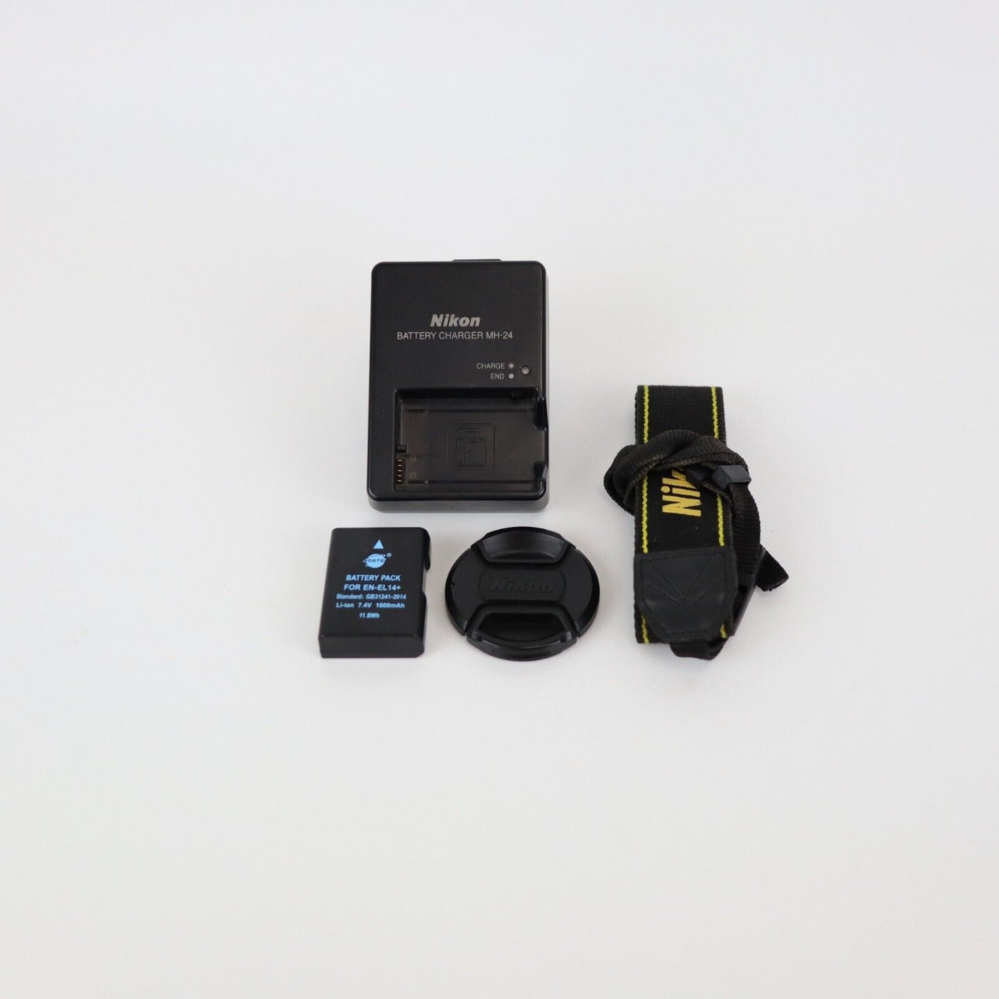 Nikon D3500 Camera FULL KIT with 18-55mm Lens - Good condition - 24HR Delivery