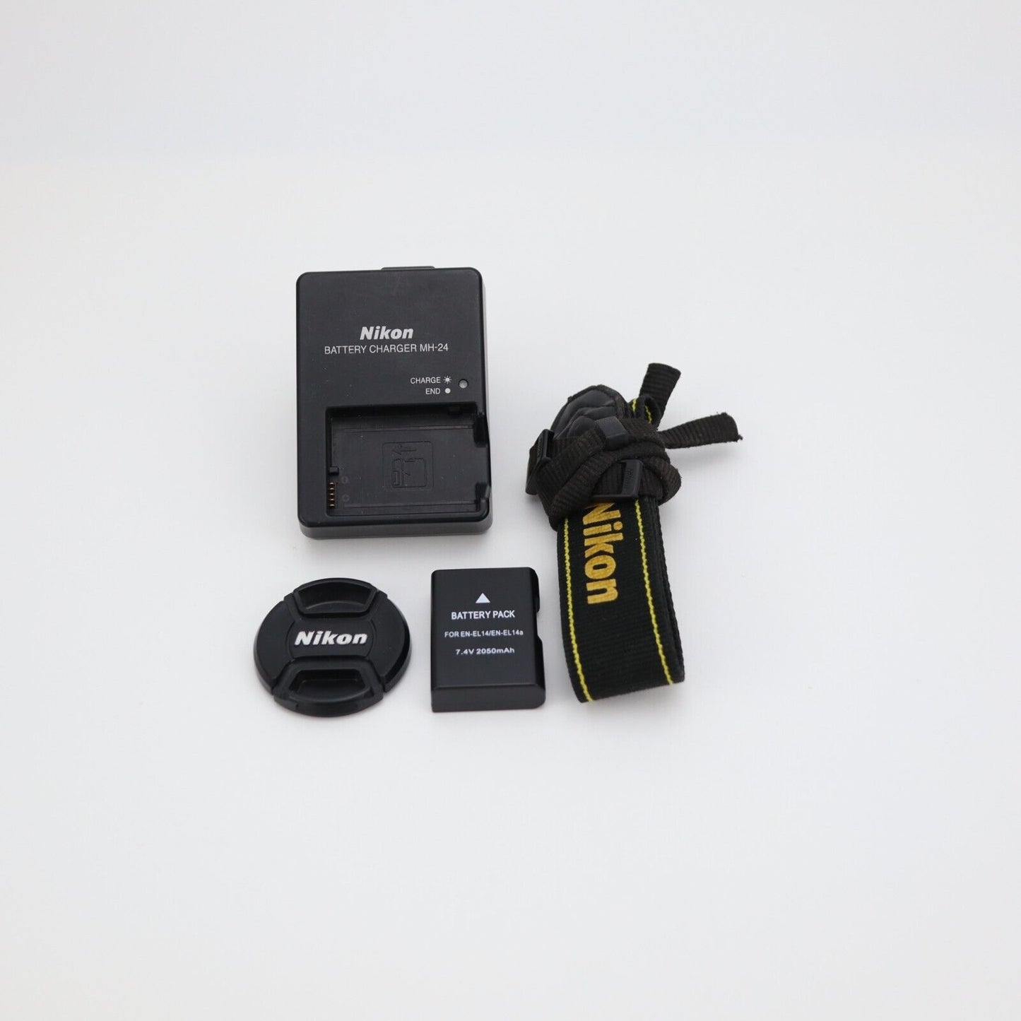 Nikon D3400 Camera Full KIT with 18-55mm Lens - 5K Shutter Count- 24HR POSTAGE