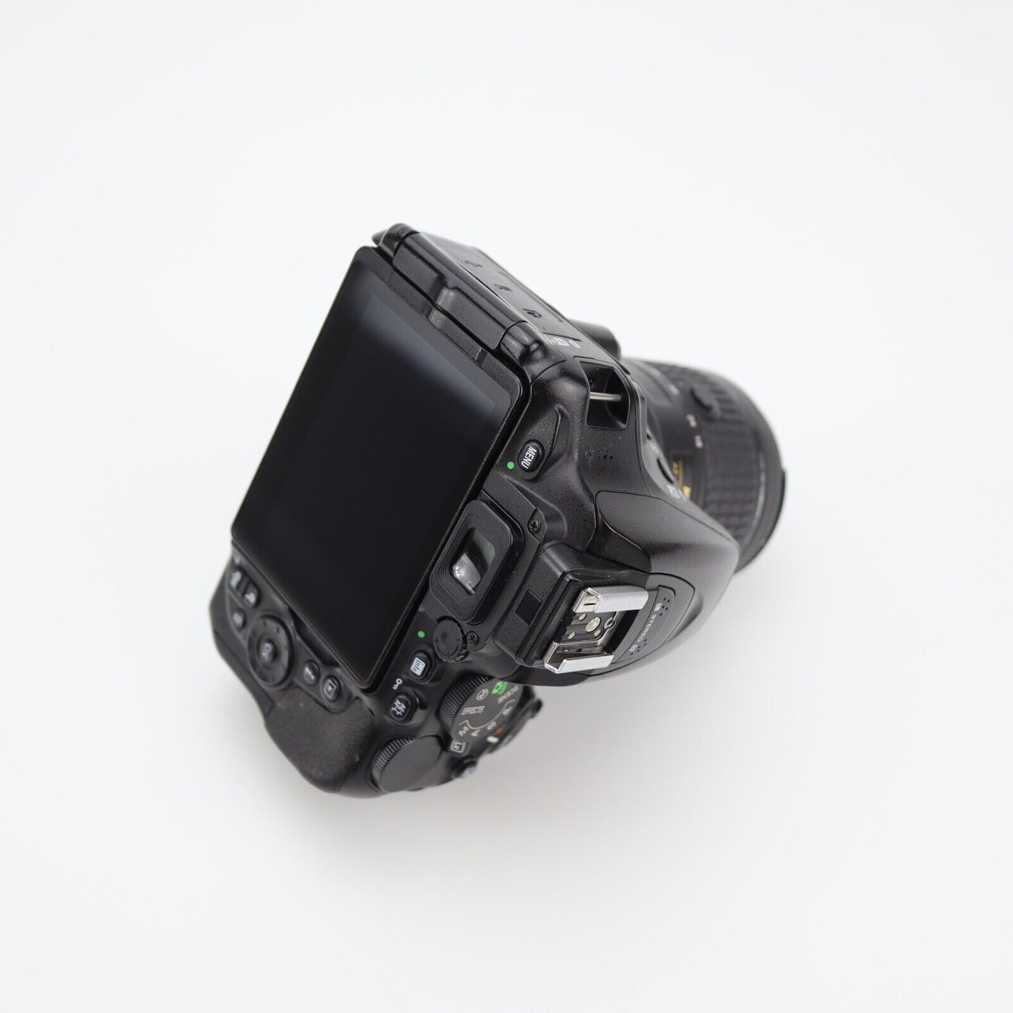 Nikon D5600 Camera with 18-55mm Lens - Good Condition - 24HR POST