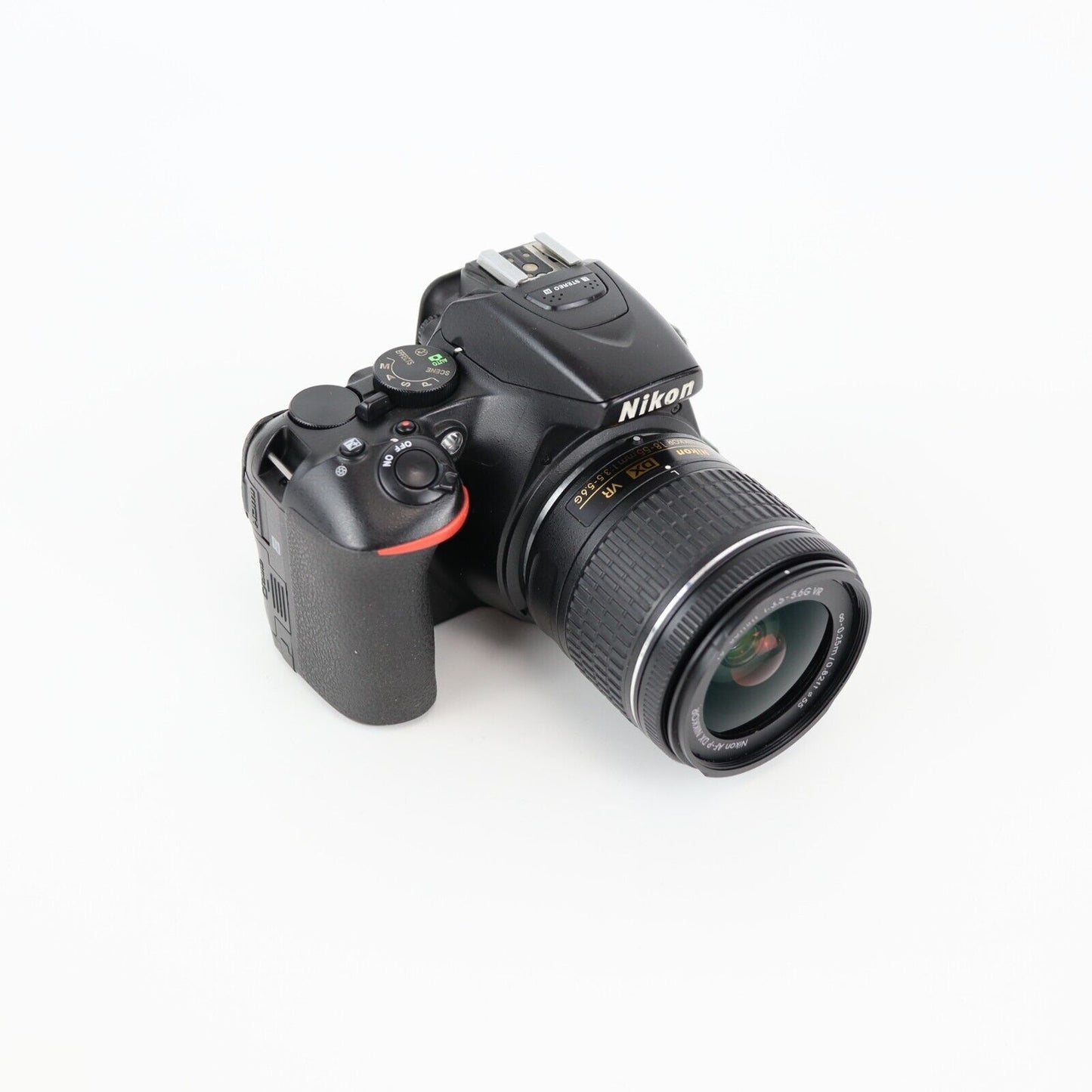 Nikon D5600 Camera with 18-55mm Lens - Good Condition - 24HR POST