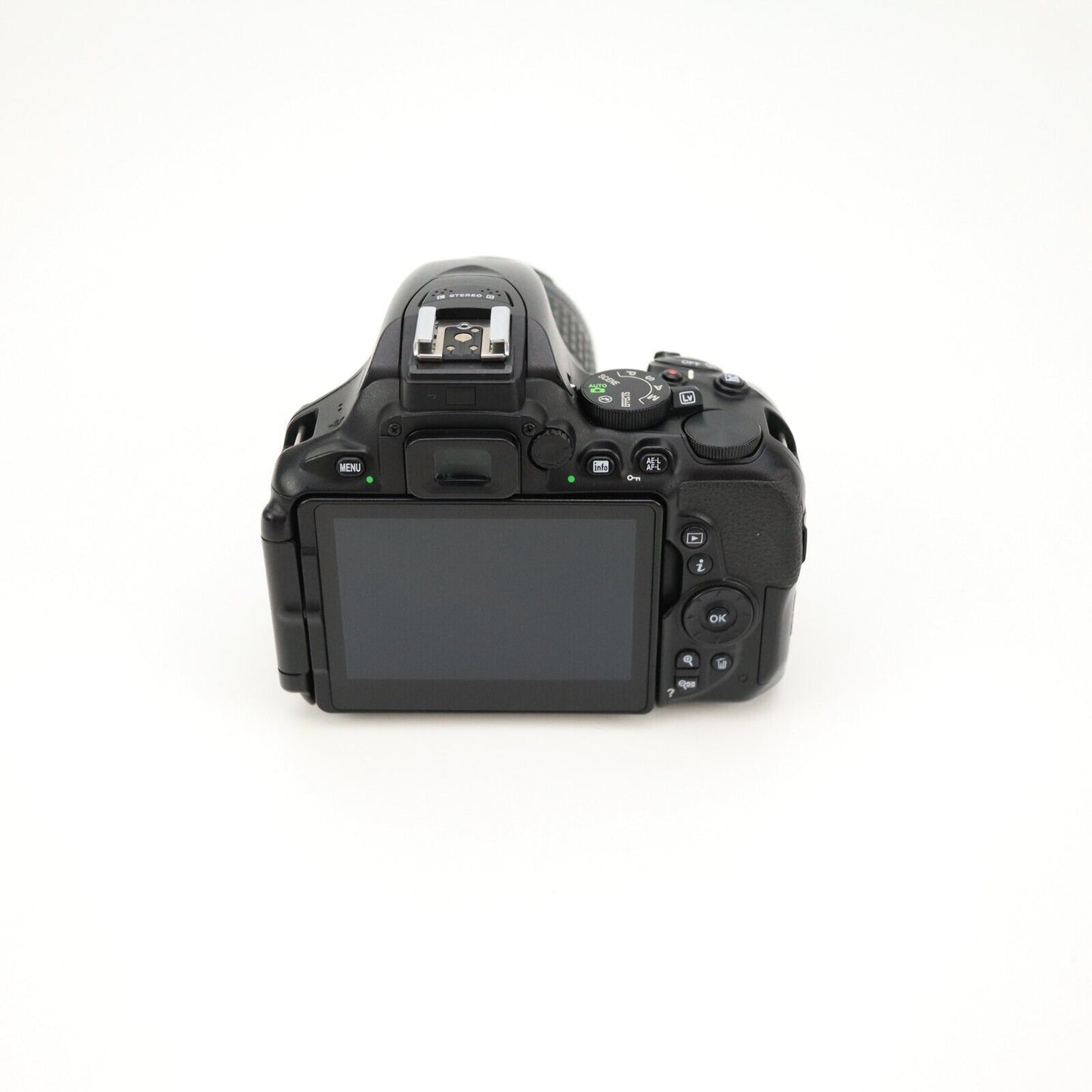 Nikon D5600 Camera with 18-55mm Lens - Good Condition - Low Shutter Count