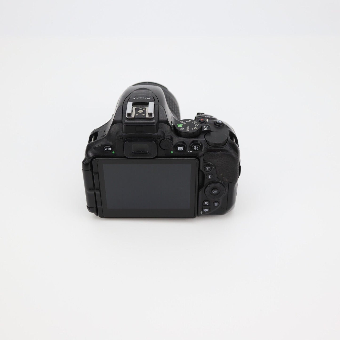 Nikon D5600 Camera with 18-55mm Lens - Good Condition - 24HR POST