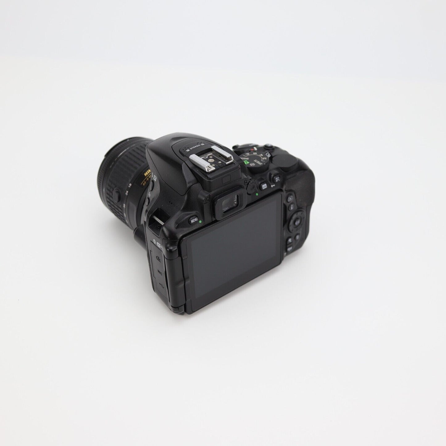 Nikon D5600 Camera with 18-55mm Lens - Good Condition - 24HR POST