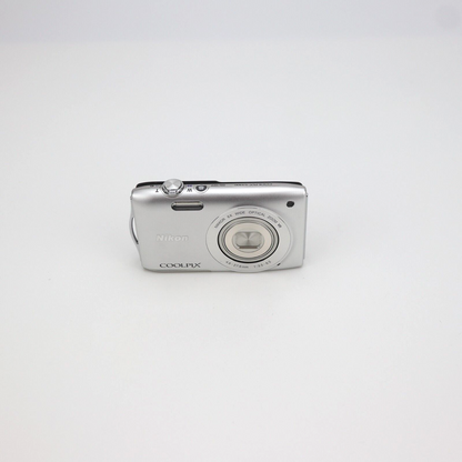 Nikon Coolpix S3300 16MP Digital Camera - Read Description - 24HR Postage