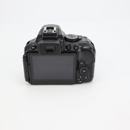 Nikon D5300 Camera FULL KIT with 18-55mm Lens - Great Condition - 24HR POST