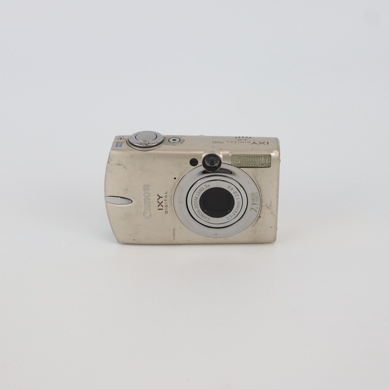 Canon IXUS 700  - Memory Card Error