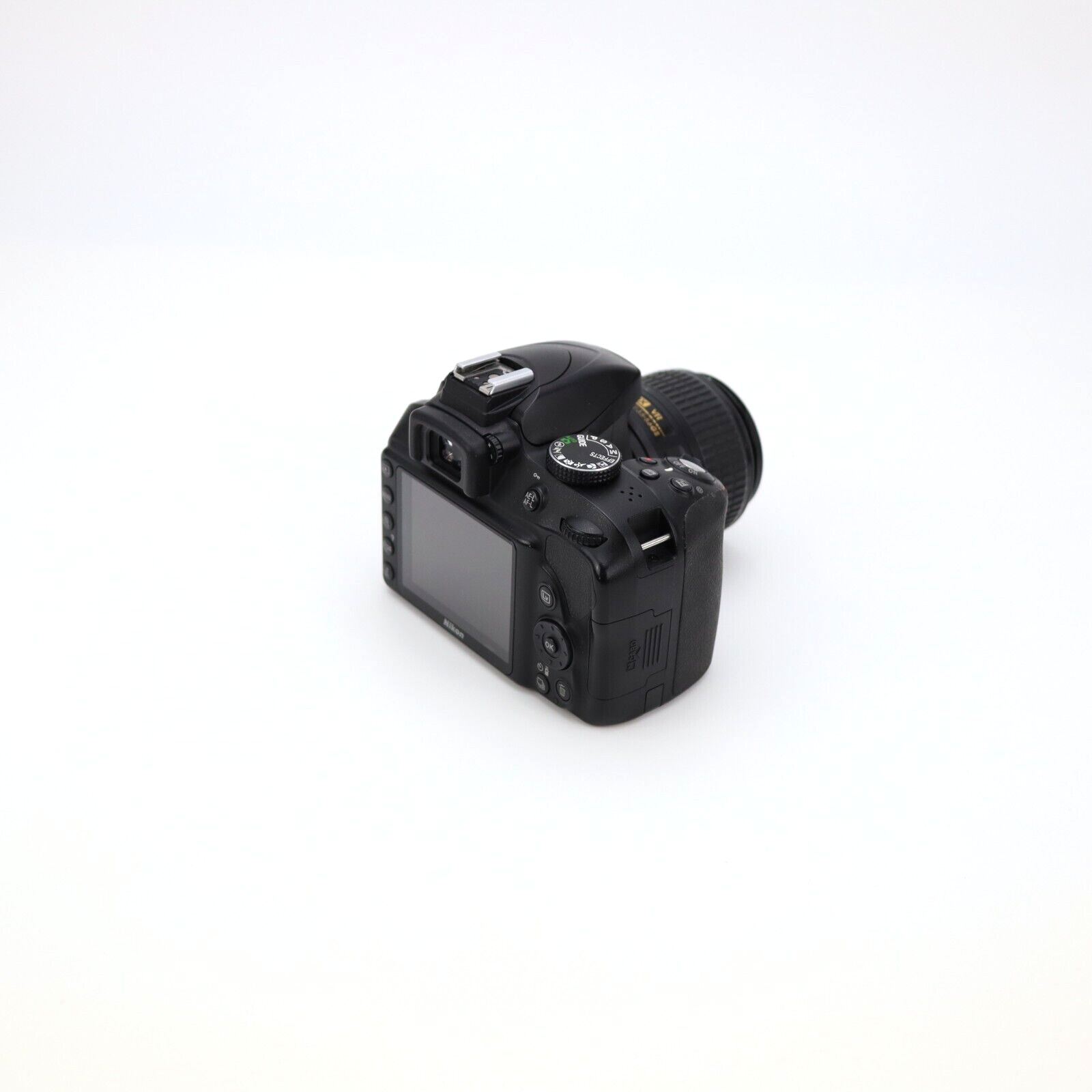 Nikon D3300 Camera with 18-55mm Lens - Good Condition - 24HR POST