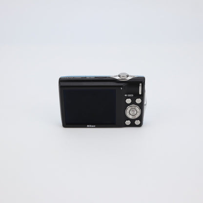 Nikon Coolpix S3000 12MP Digital Camera - FULL KIT - 24HR POST