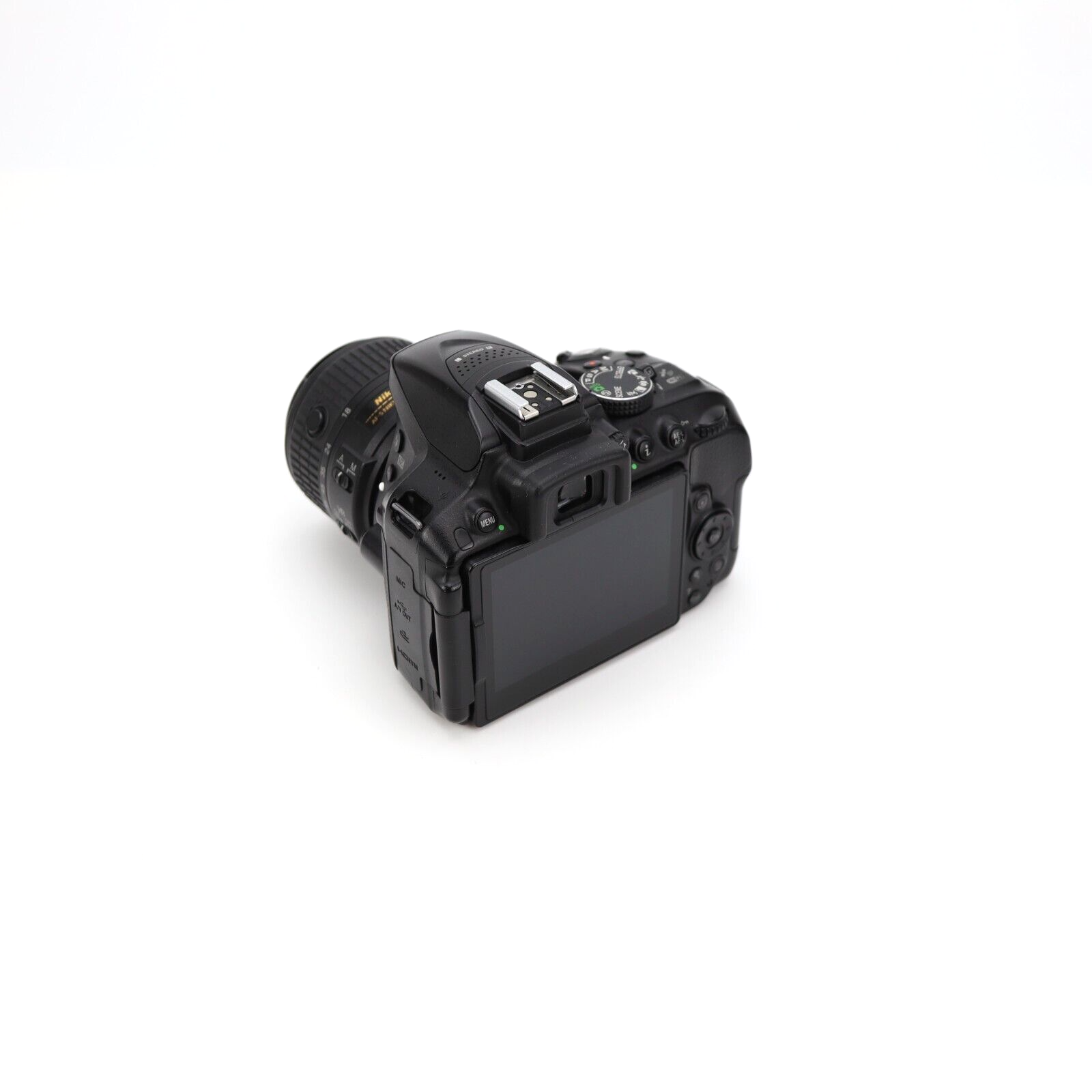 Nikon D5300 Camera FULL KIT with 18-55mm Lens - Great Condition - 24HR POST