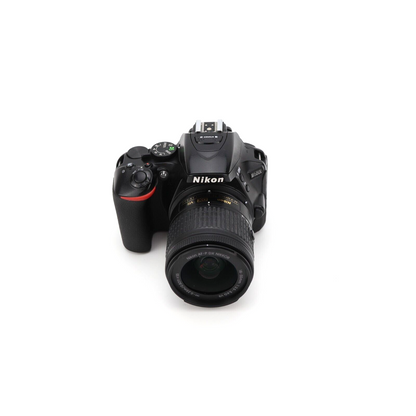Nikon D5600 Camera with 18-55mm Lens - Good Condition - 24HR POST