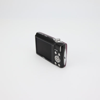 Nikon Coolpix S3000 12MP Digital Camera - FULL KIT - 24HR POST