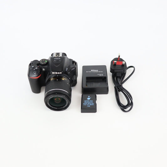 Nikon D5600 Camera with 18-55mm Lens - Good Condition - 24HR POST