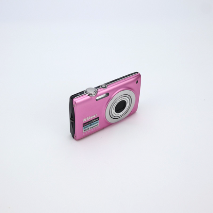 Nikon Coolpix S2500 12MP Digital Camera PINK - FULL KIT - 24HR POST