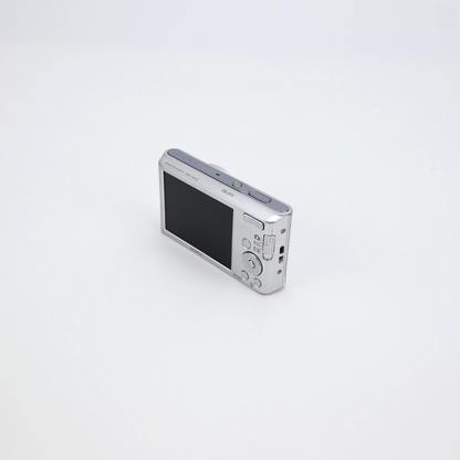 Sony Cyber-shot DSC-W830 20.1MP Digital Camera - NEXT DAY POST