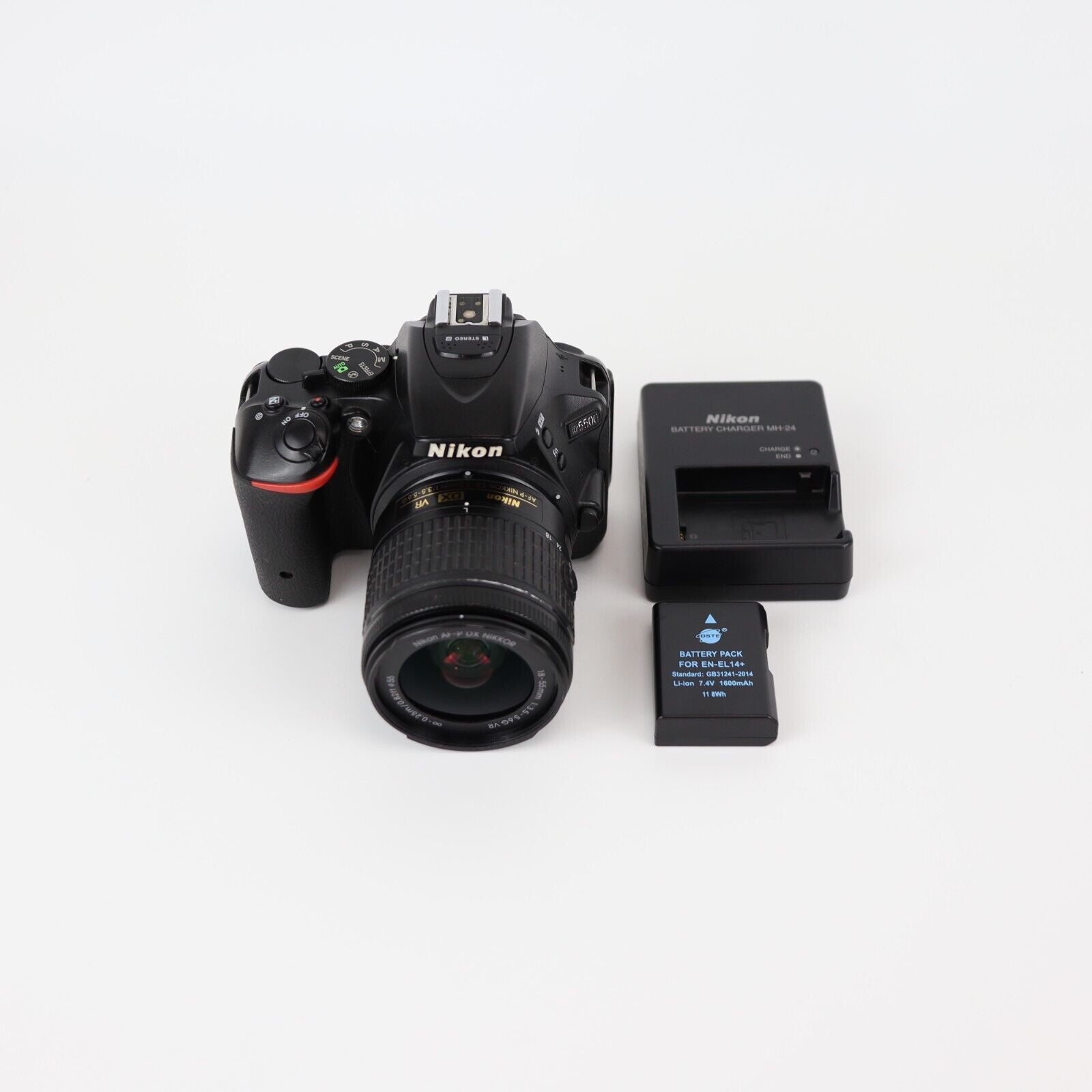 Nikon D5500 Camera Full KIT with 18-55mm Lens  - Good Cond- 24HR POSTAGE
