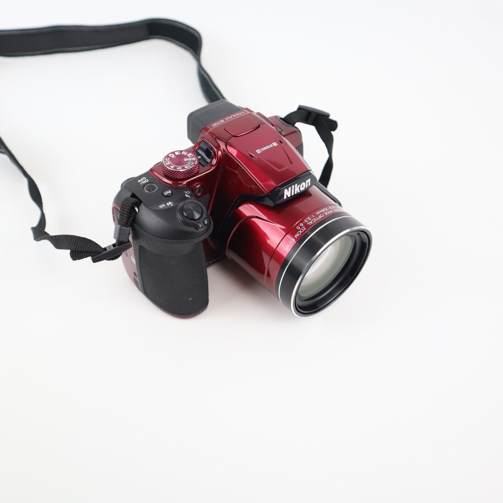 Nikon Coolpix B700 Digital Camera- FULL KIT-  NEXT DAY POST