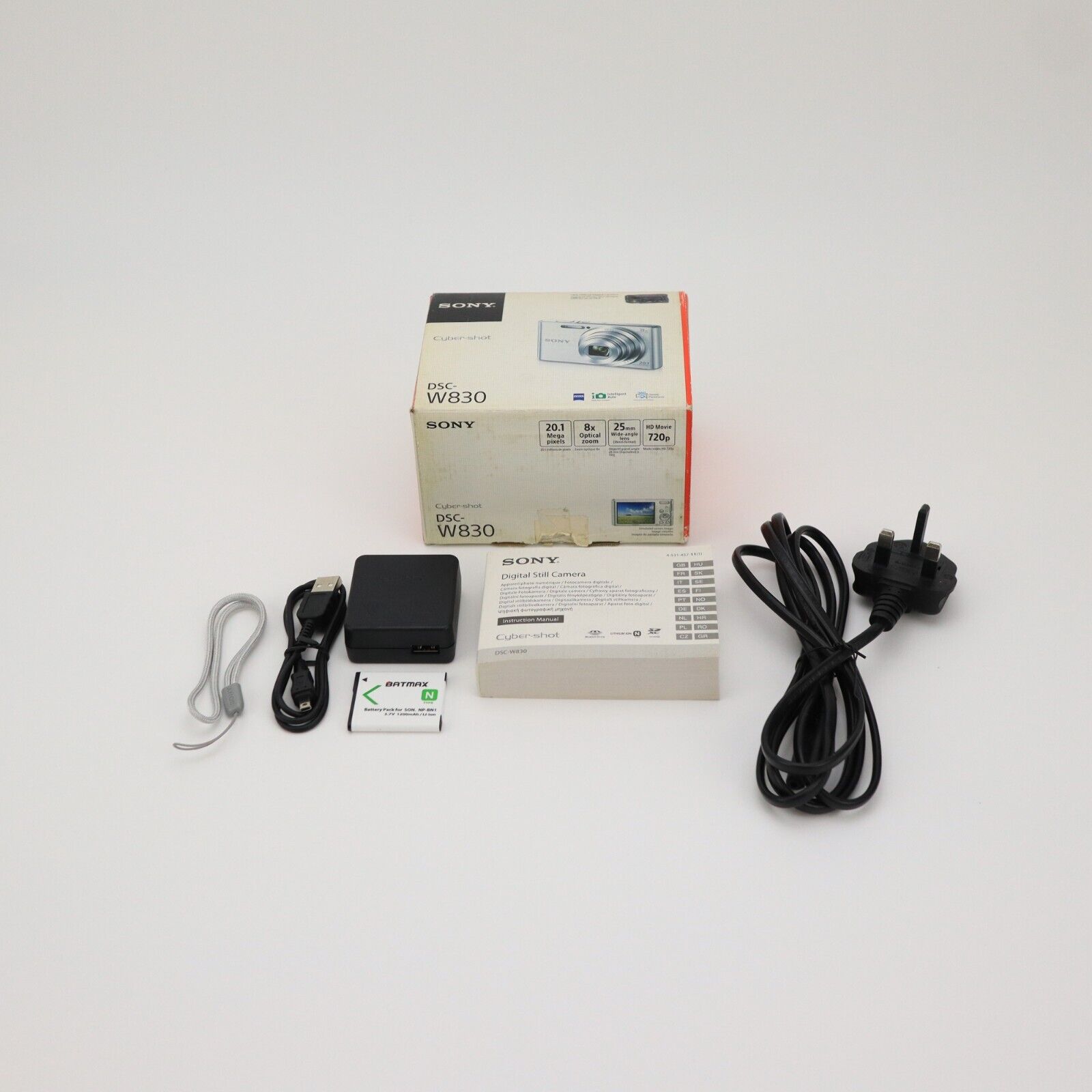 Sony Cyber-shot DSC-W830 20.1MP Digital Camera - NEW - 24HR POST