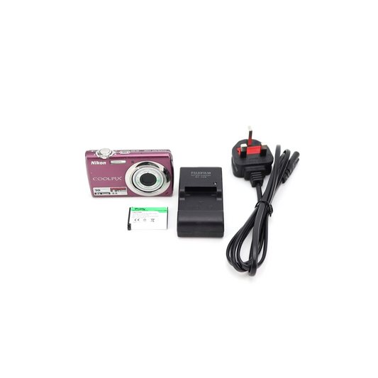 Nikon Coolpix S220 Digital Camera - Read Description - 24HR POSTAGE