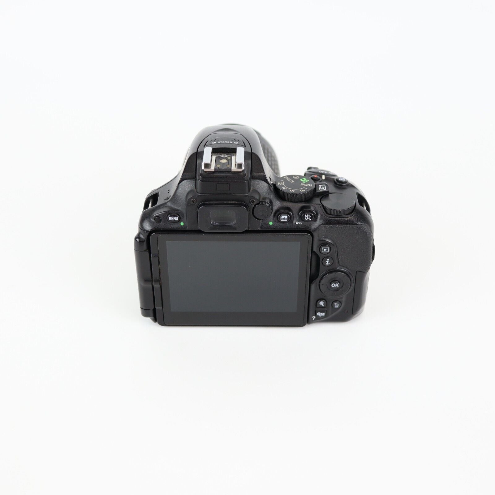Nikon D5600 Camera with 18-55mm Lens - Good Condition - 24HR POST