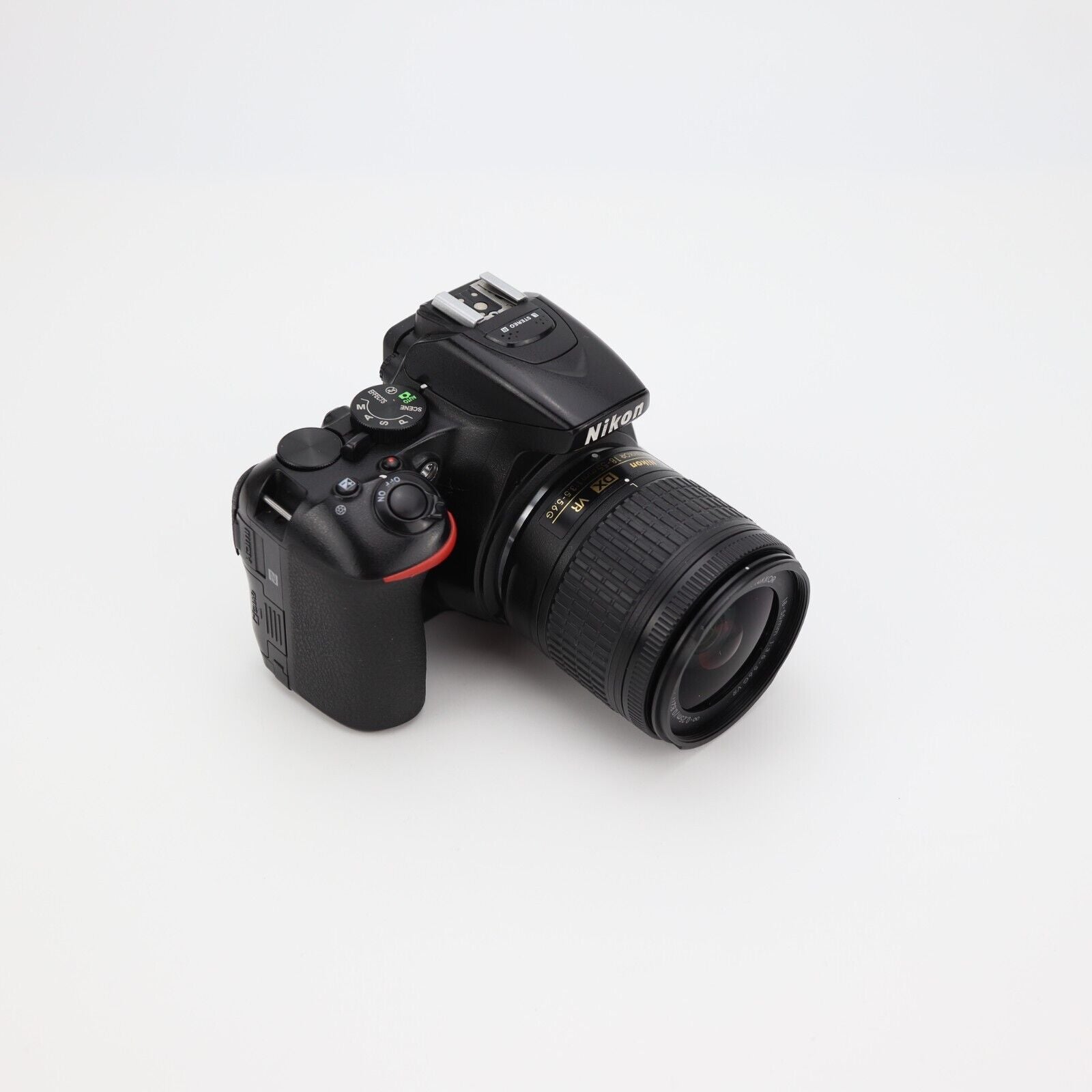 Nikon D5600 Camera with 18-55mm Lens - Good Condition - 24HR POST