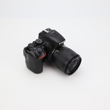 Nikon D5600 Camera with 18-55mm Lens - Good Condition - 24HR POST