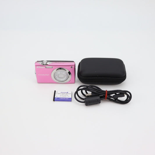 Nikon Coolpix S4000 12MP Digital Camera - PINK- Pristine Condition - 24HR POST