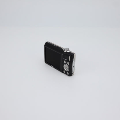 Nikon Coolpix S3000 12MP Digital Camera - FULL KIT - 24HR POST