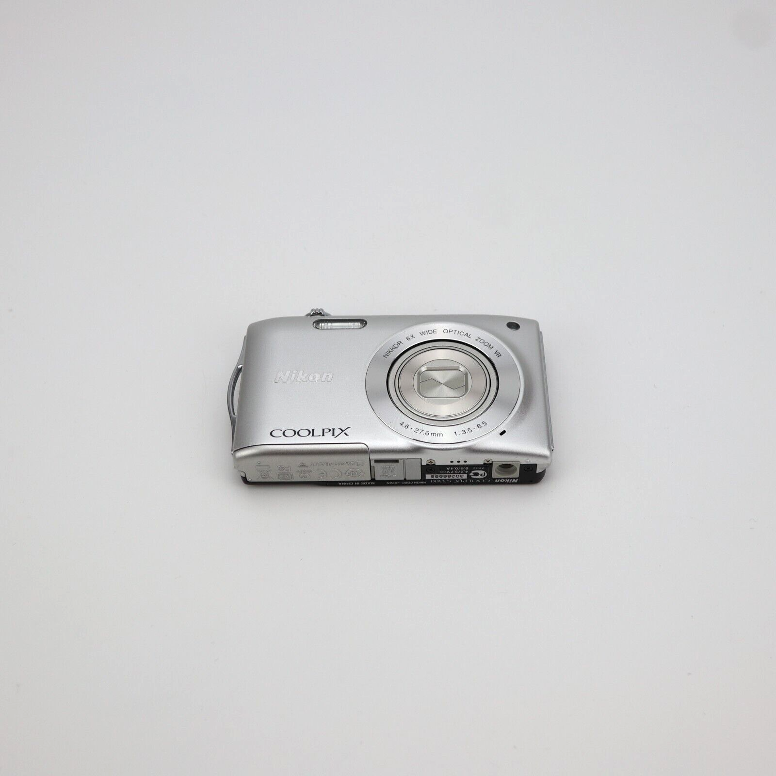 Nikon Coolpix S3300 16MP Digital Camera - Read Description - 24HR Postage