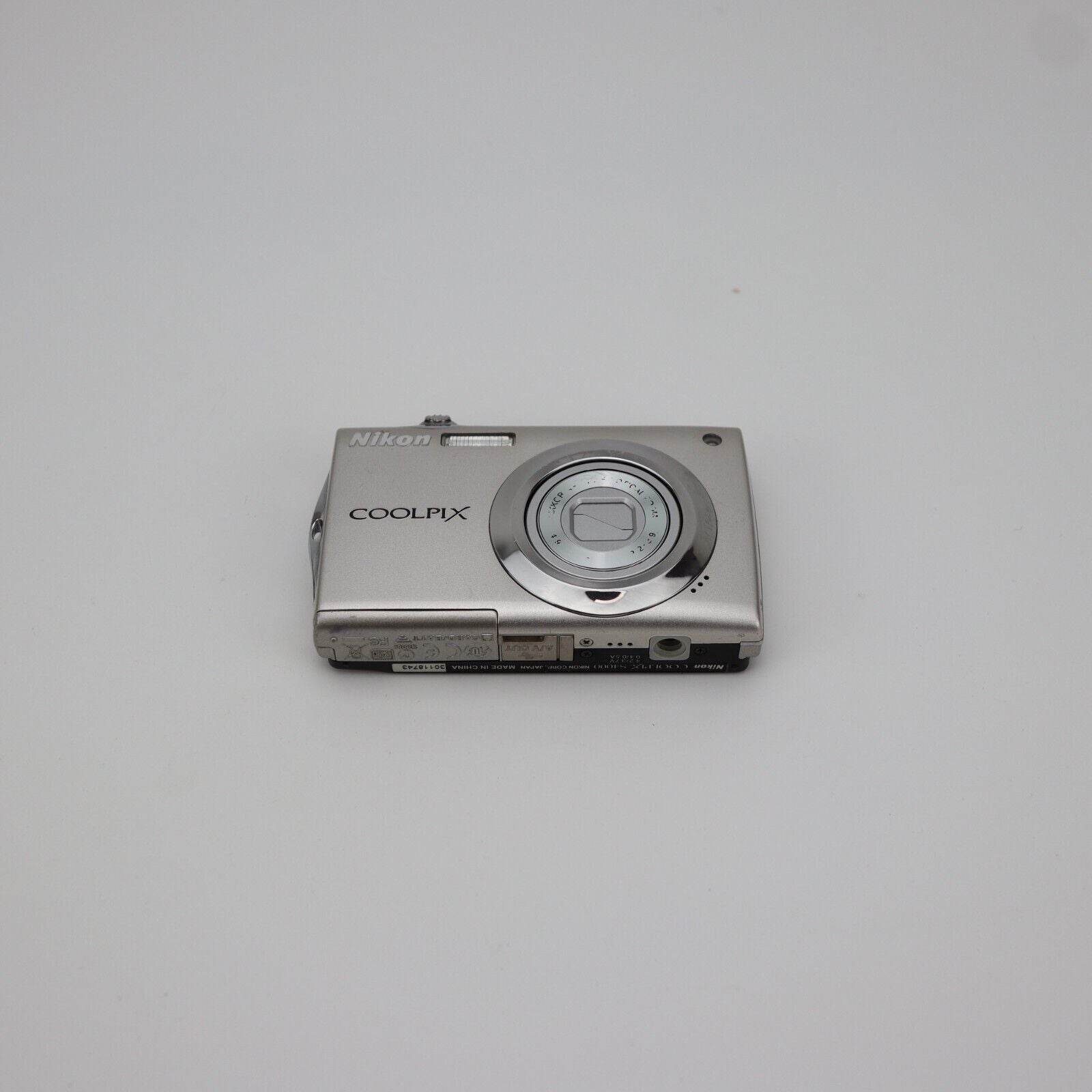 Nikon Coolpix S4000 12MP Digital Camera - FULL KIT - Next Day Post