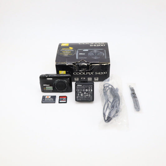 Nikon Coolpix S4200 Digital Camera - GRADE A - 24HR Postage