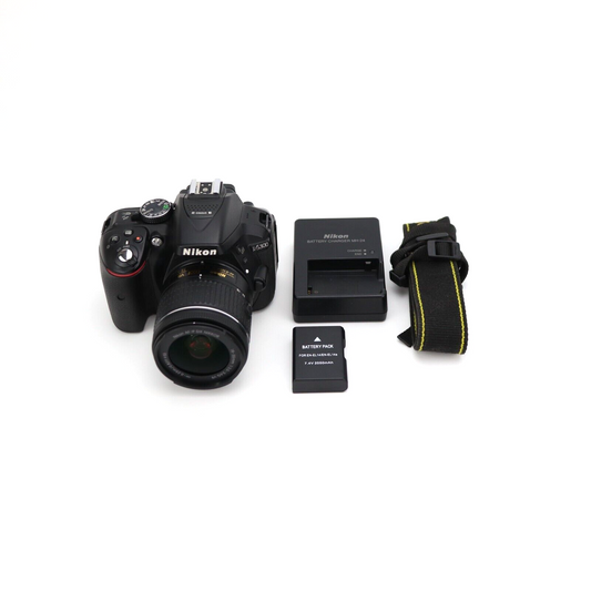 Nikon D5300 Camera FULL KIT with 18-55mm Lens - Great Condition - 24HR POST