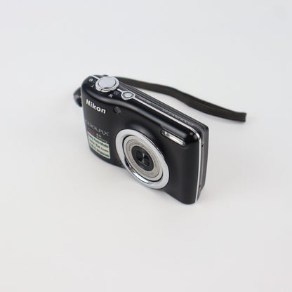 Nikon Coolpix L23 Digital Camera - GRADE A - FULL KIT - 24HR POST