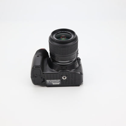 Nikon D5300 Camera FULL KIT with 18-55mm Lens - Great Condition - 24HR POST