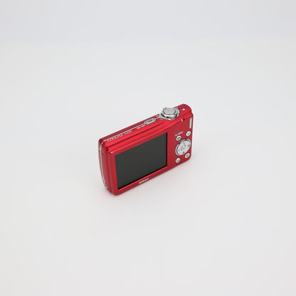 Nikon Coolpix S220 Digital Camera - Good condition - 24HR POSTAGE