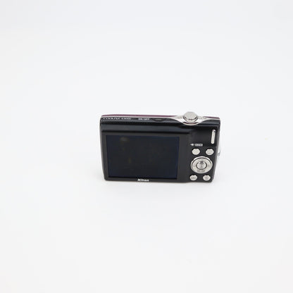 Nikon Coolpix S3000 12MP Digital Camera - FULL KIT - 24HR POST