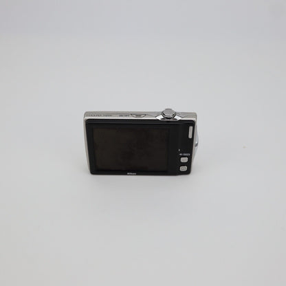 Nikon Coolpix S4000 12MP Digital Camera - FULL KIT - Next Day Post