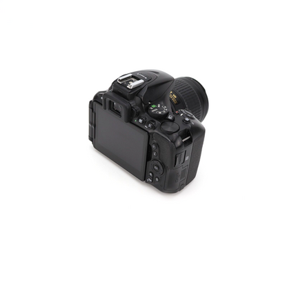 Nikon D5600 Camera with 18-55mm Lens - Good Condition - 24HR POST