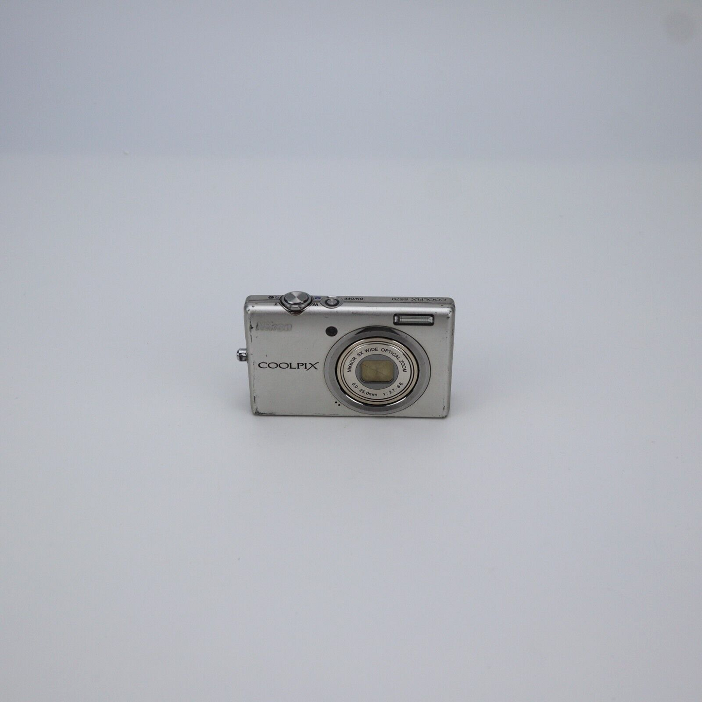 Nikon Coolpix S570 16MP Digital Camera - FULL KIT - 24HR POST